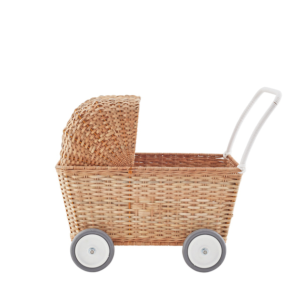 1542793968oe-stroll-nat-closed1
