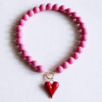 beaded-necklace-xxl-red-heart-pink