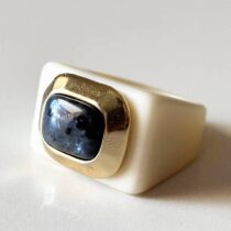 anillo-mujer-crema-con-labradorita-talla-8-meique